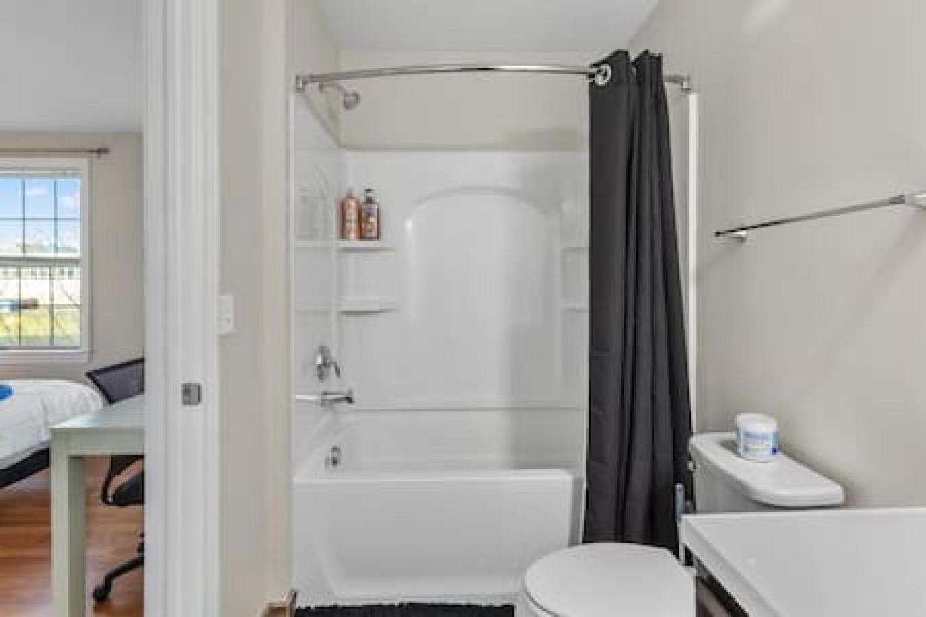 Affordable 1-Br By Dmc Detroit Apartment Exterior photo